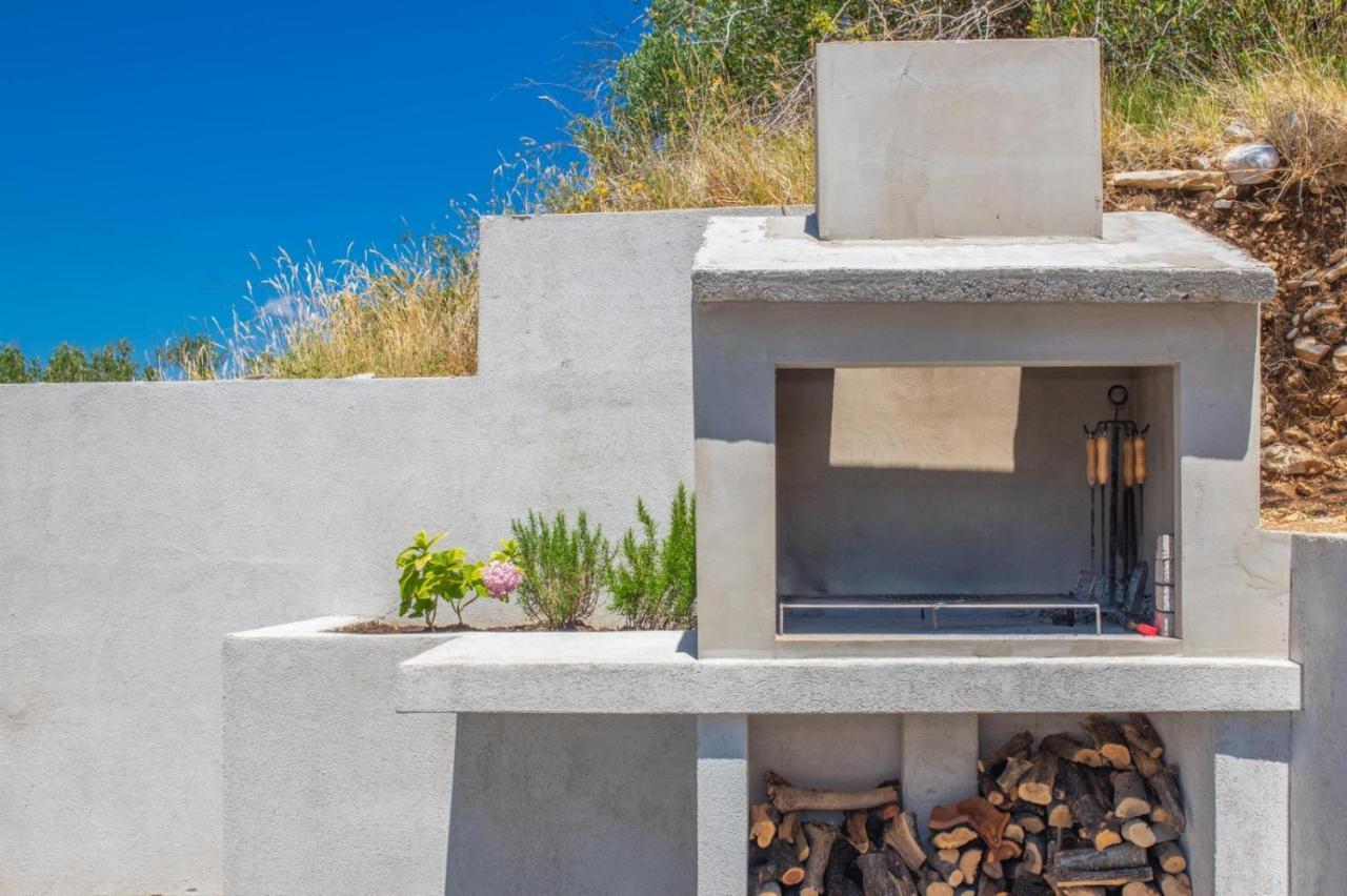 Luxury Holiday Home Dioniz Podgora Exterior foto