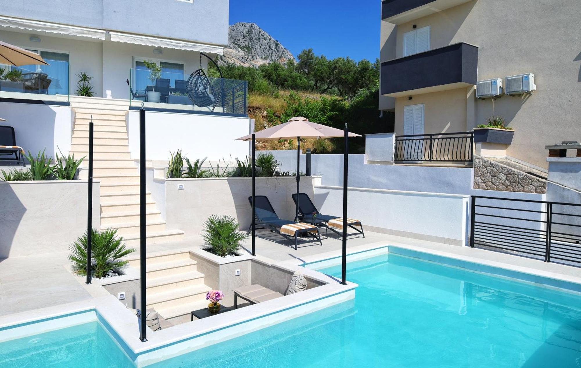 Luxury Holiday Home Dioniz Podgora Exterior foto